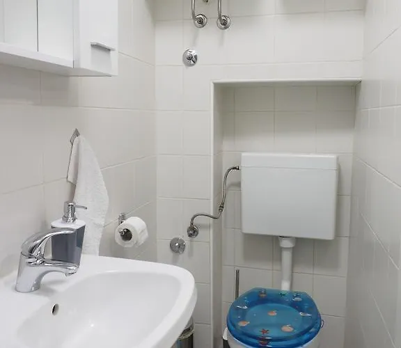 Konukevi Korzo Laura 3*