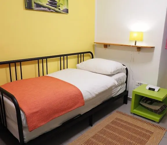 Konukevi Korzo Laura